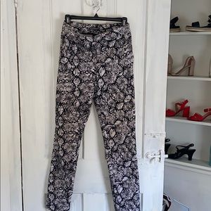Pattern dress pants